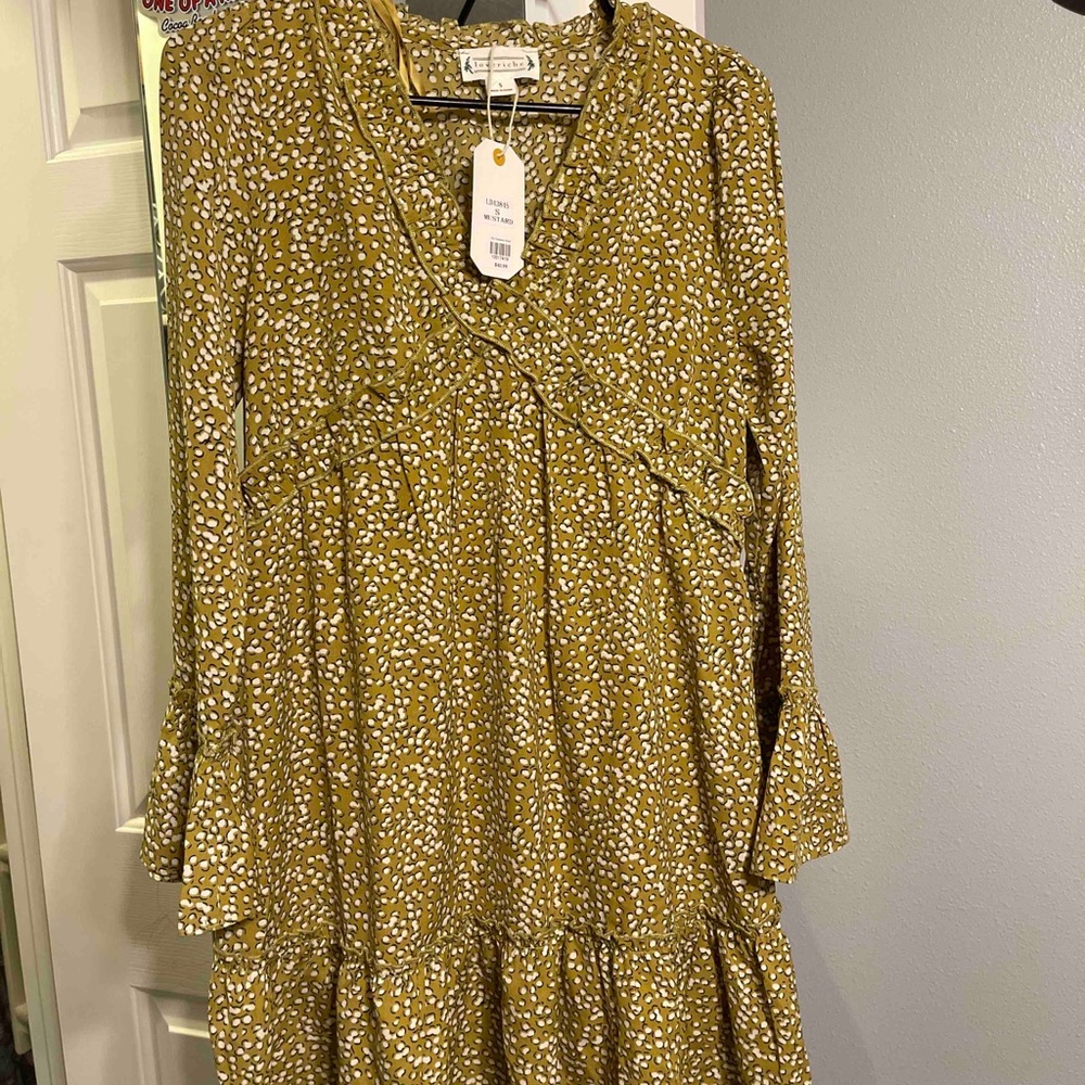 Yellow dress